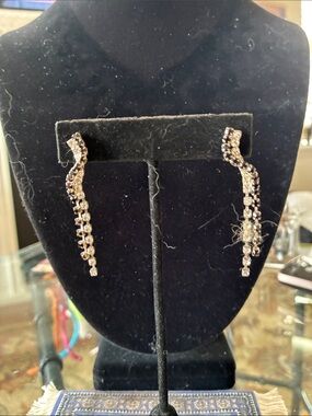 Rhinestone Dangle Earrings in Gold Tone
